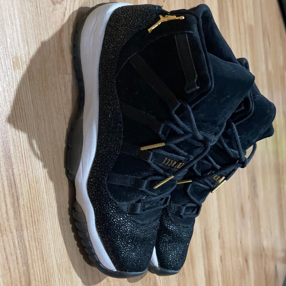 Women  11 Jordan’s